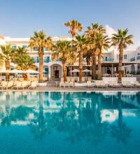 Kamari Beach Hotel