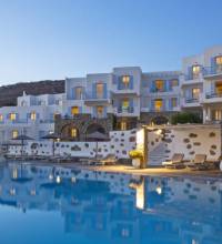 Manoulas Beach Hotel