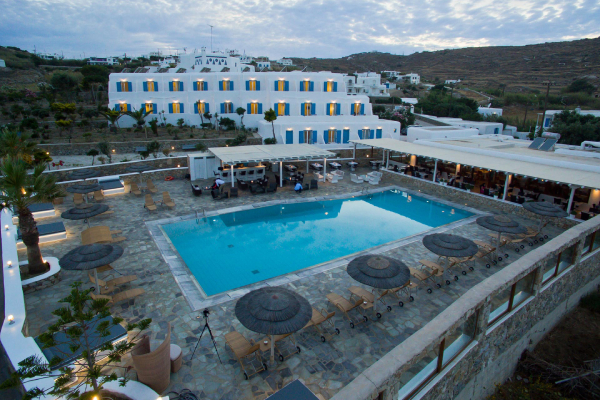 YIANNAKI HOTEL
